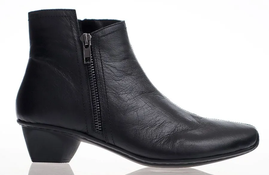 Alfie & Evie 'Stag Boot' - Black