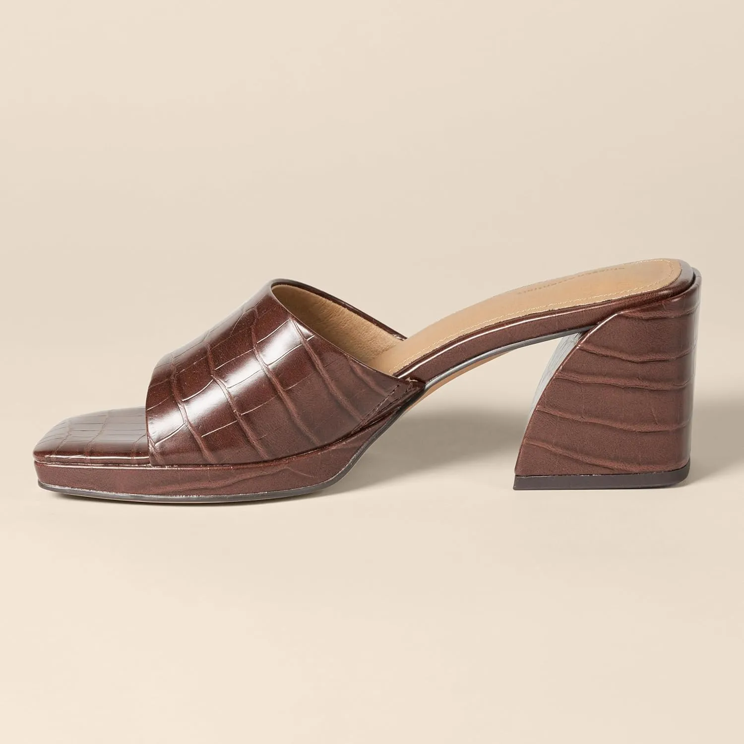 Amazon Essentials Women's Platform Mule Sandals