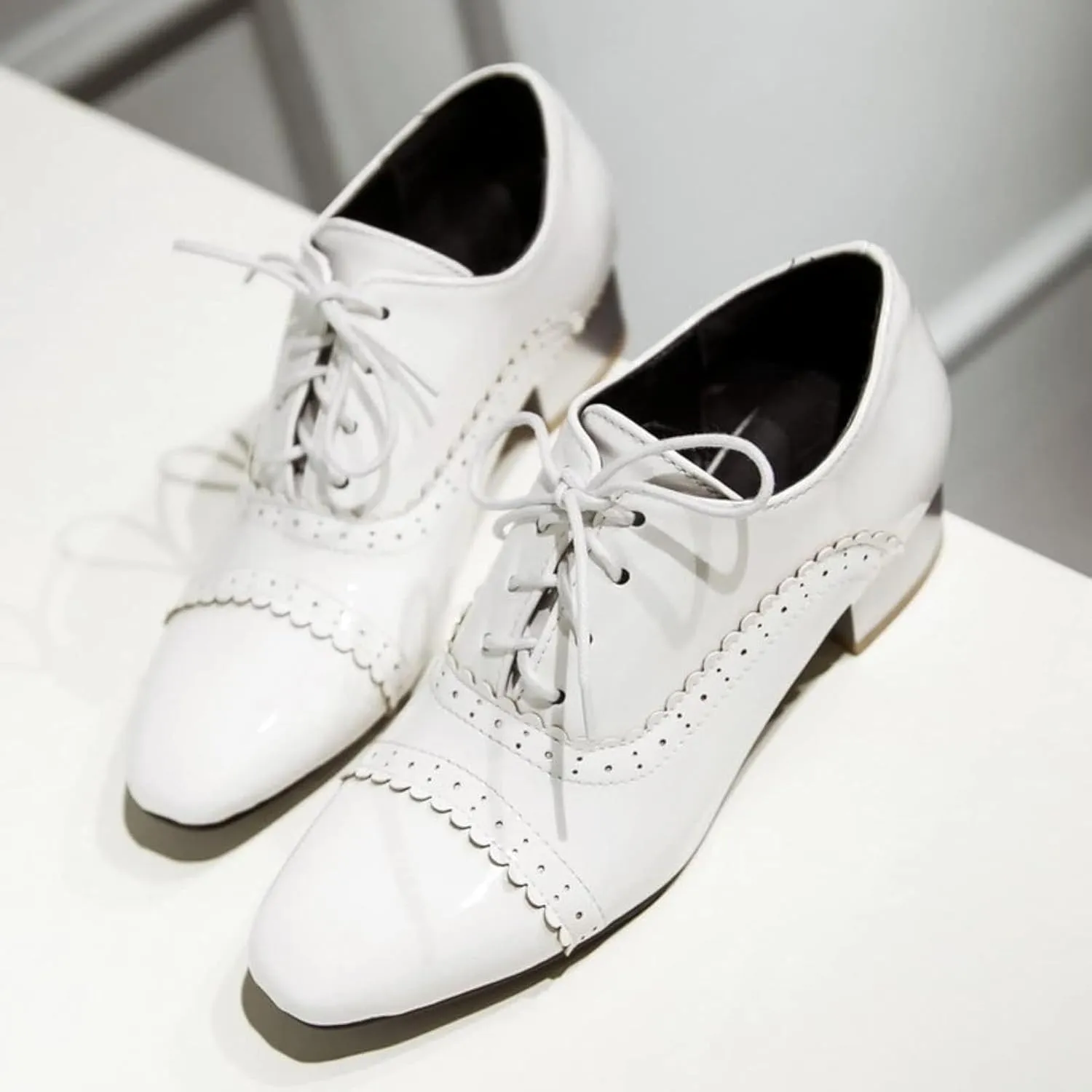 Brogue Women's High Heels Patent Leather Lace Oxford Shoes Comfortable High Heels Women's Party Dress Shoes