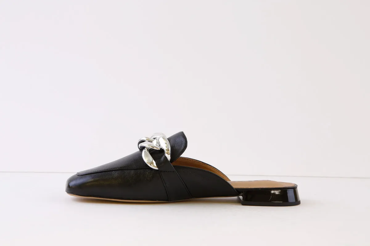 CAPRICE - 27104-040 FLAT MULE WITH CHAIN DETAIL - BLACK