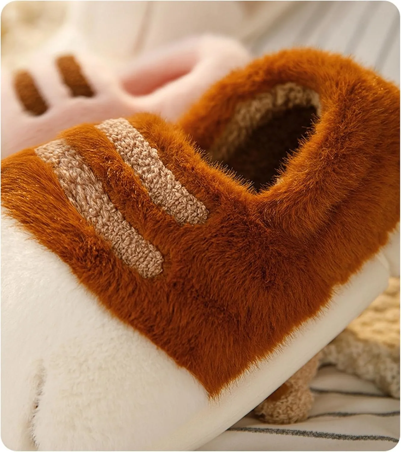 Cat Paw Slippers - Unisex Adults & Kids - Beige - Slip-On - Plush & Memory Sponge Interior - Anti-Slip EVA Sole - Washable - Home Slippers