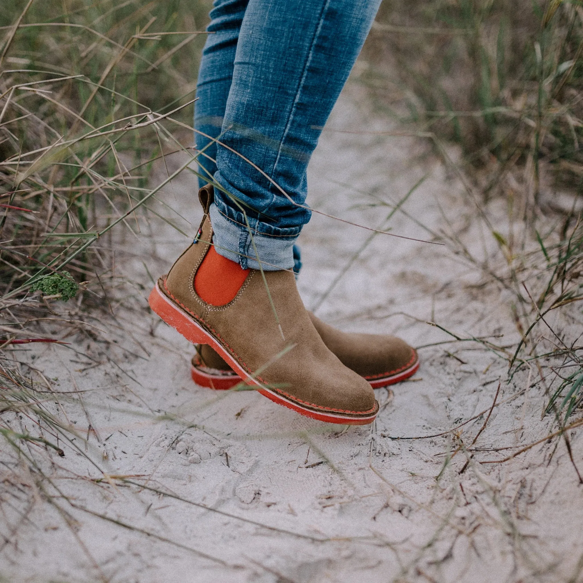 Chelsea Boot Pinotage (Red Sole)