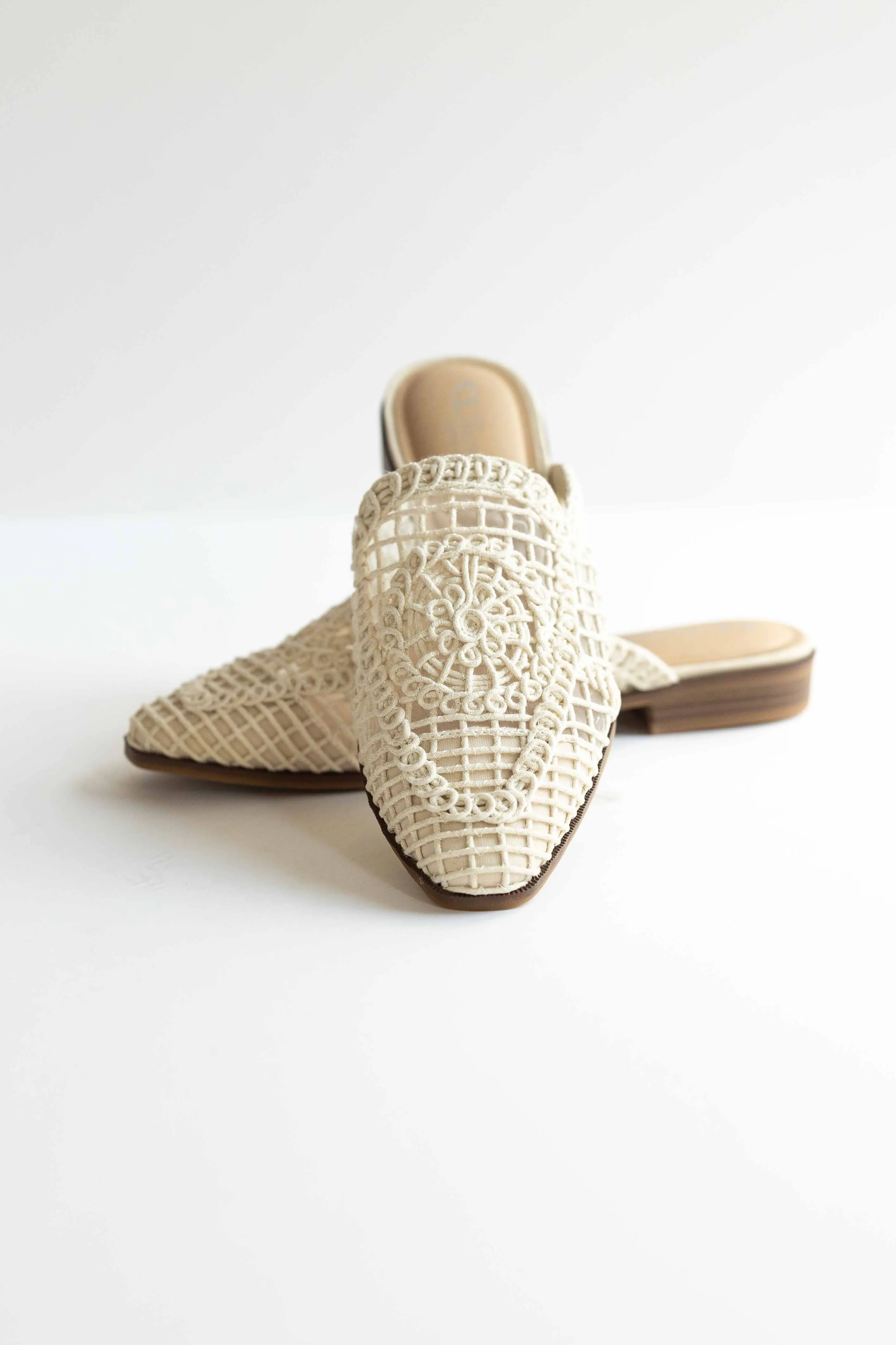 [CHINESE LAUNDRY] SUNRISE MULE - NATURAL
