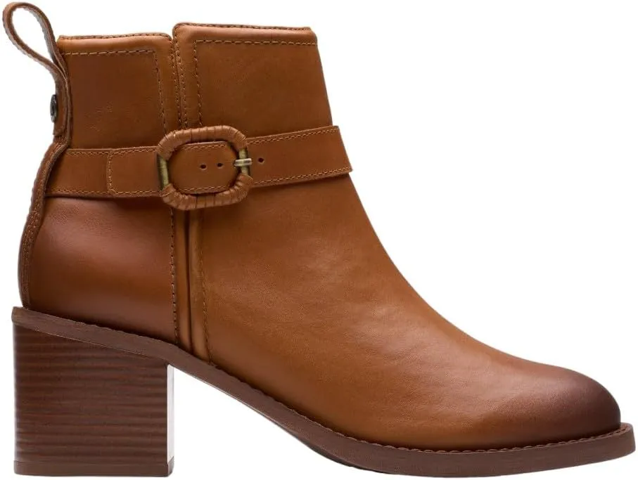 Clarks Women's Chamberly Trim Ankle Boot