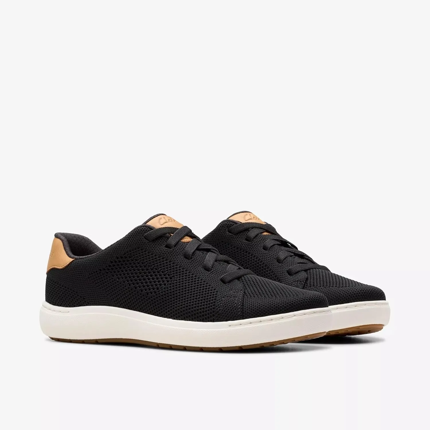 Clarks Women's Nalle Lace Sneaker