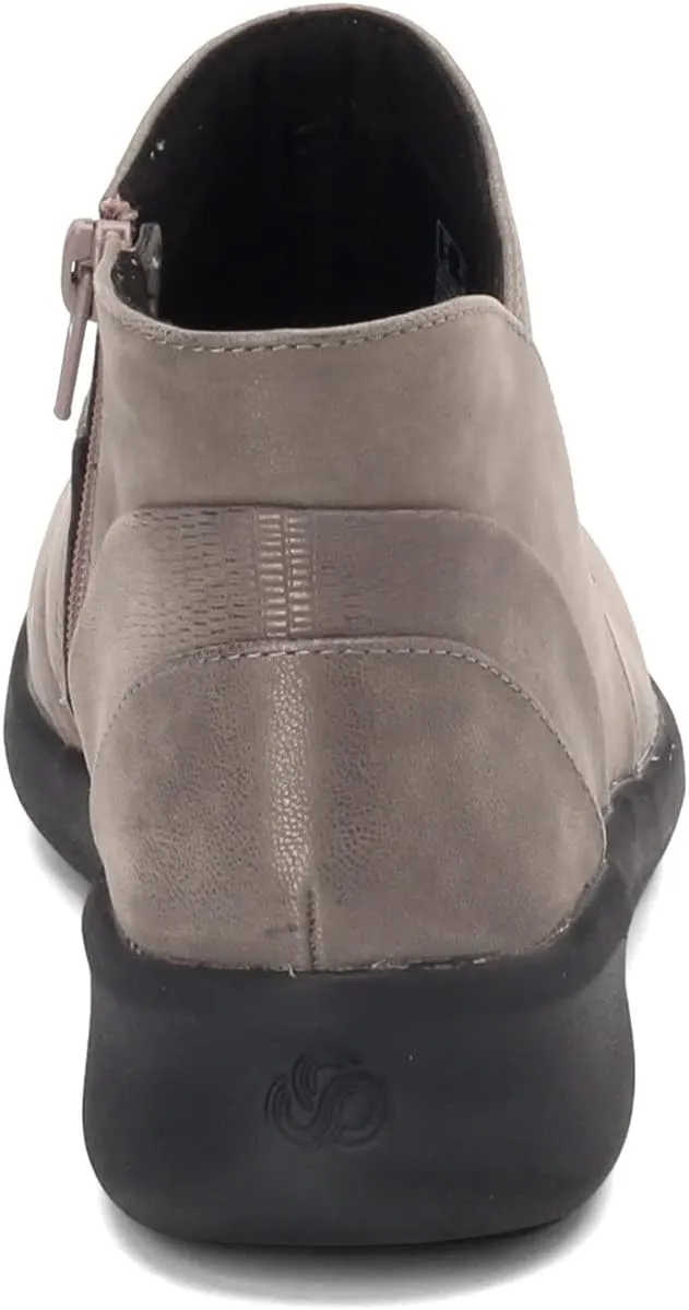 Clarks Women's Sillian 2.0 Rise Ankle Boot