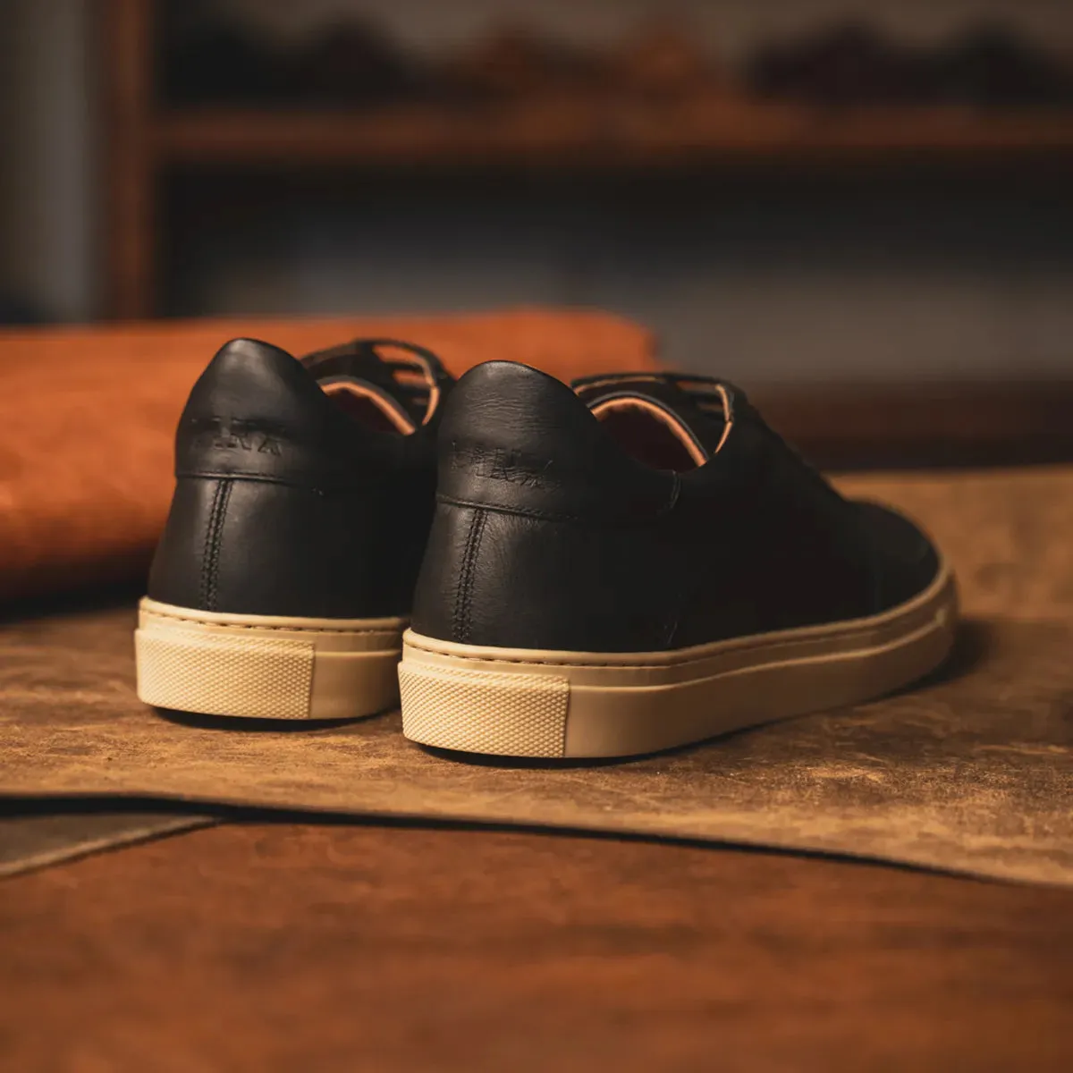 DIDSBURY // BLACK
