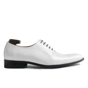Elegant White Plain Toe Oxford Shoes