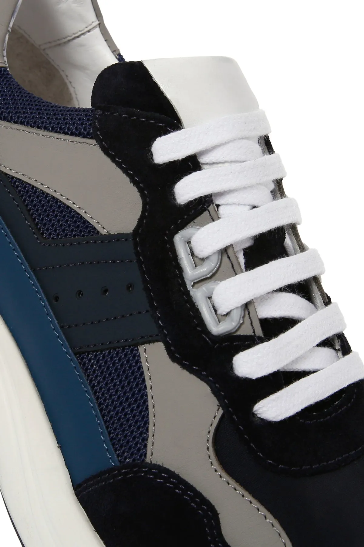 Erkek Lacivert Bağcıklı Kalın Tabanlı Deri Sneaker