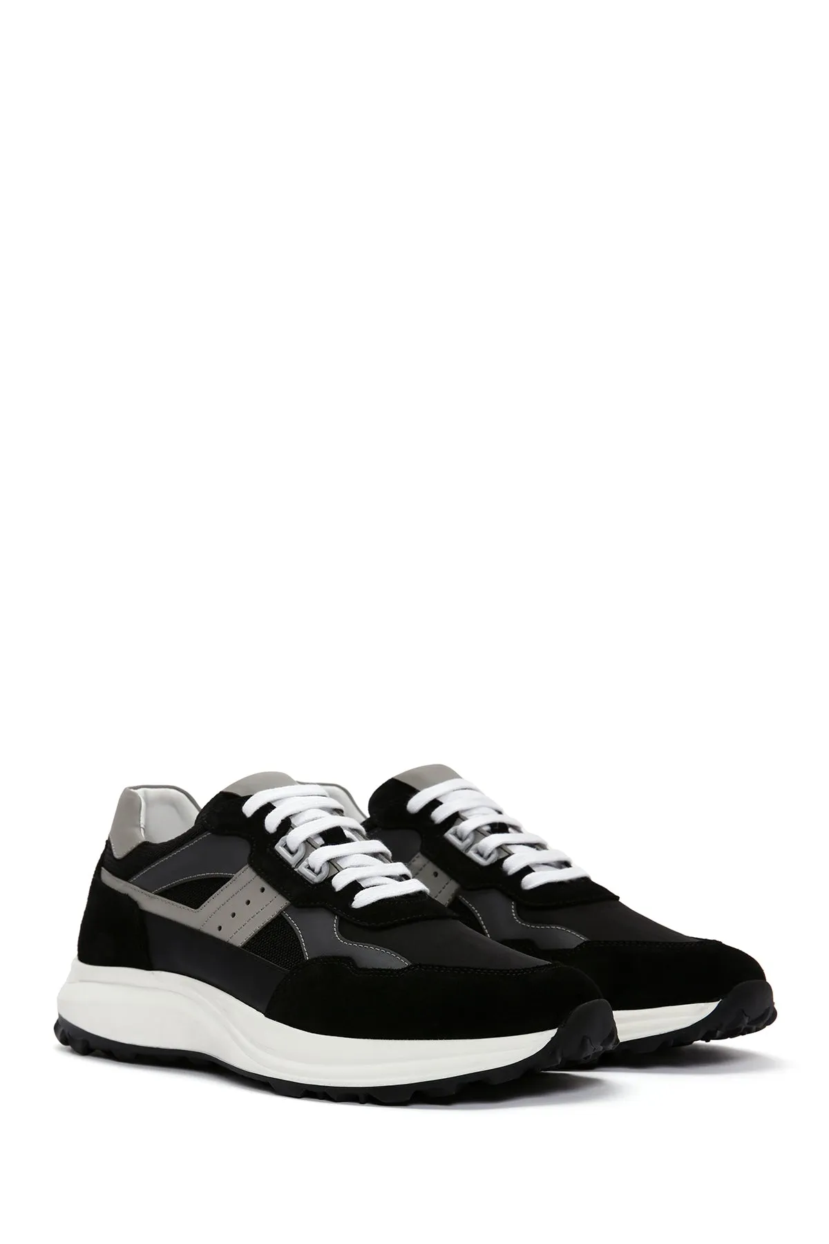 Erkek Siyah Bağcıklı Kalın Tabanlı Deri Sneaker