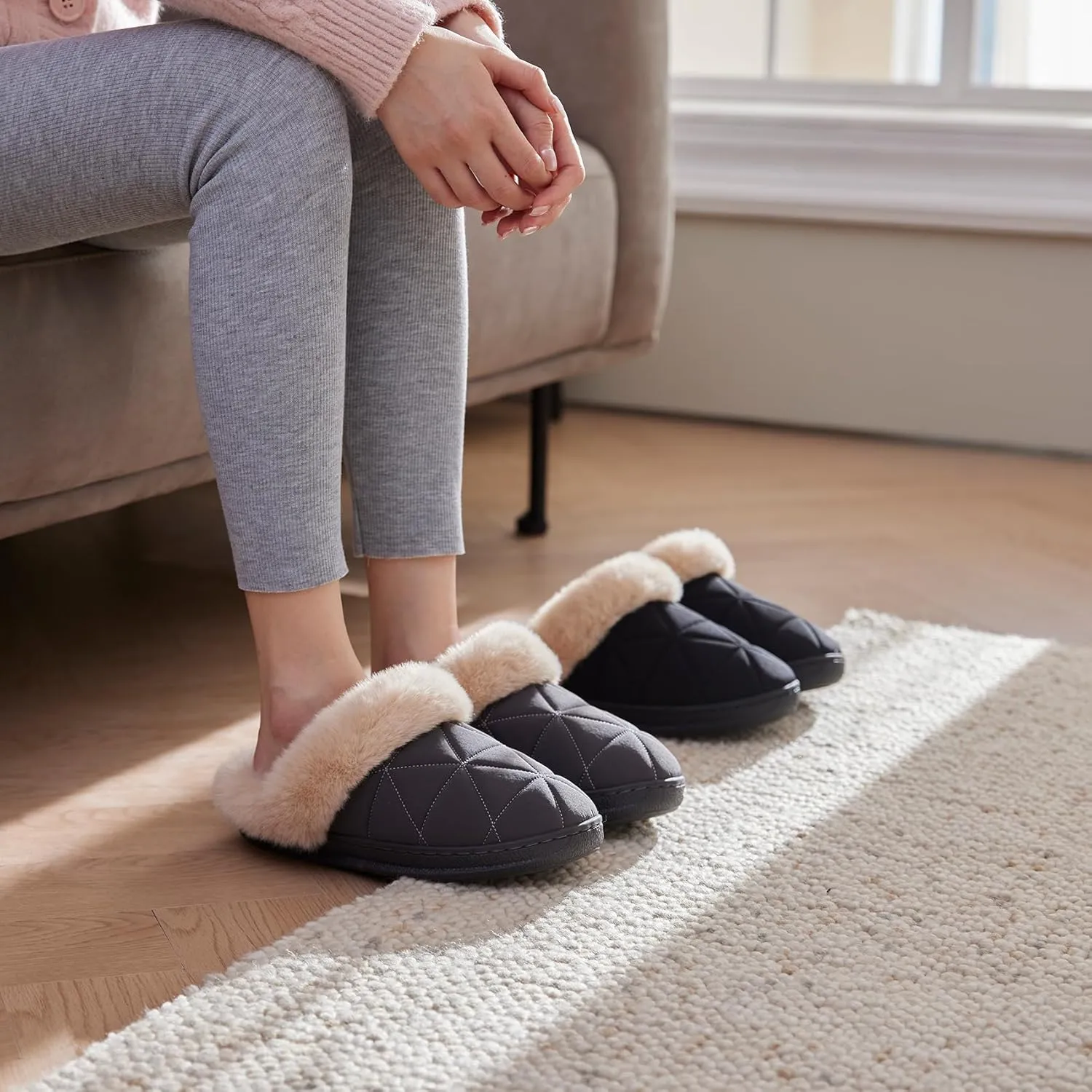 Fuzzy Womens Slippers Memory Foam House Slippers for Women Indoor and Outdoor Cozy House Shoe with Anti-Skid Sole