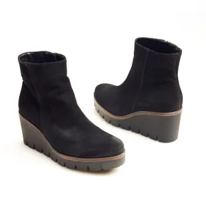Gabor Black And Navy Suede  Ankle Boots