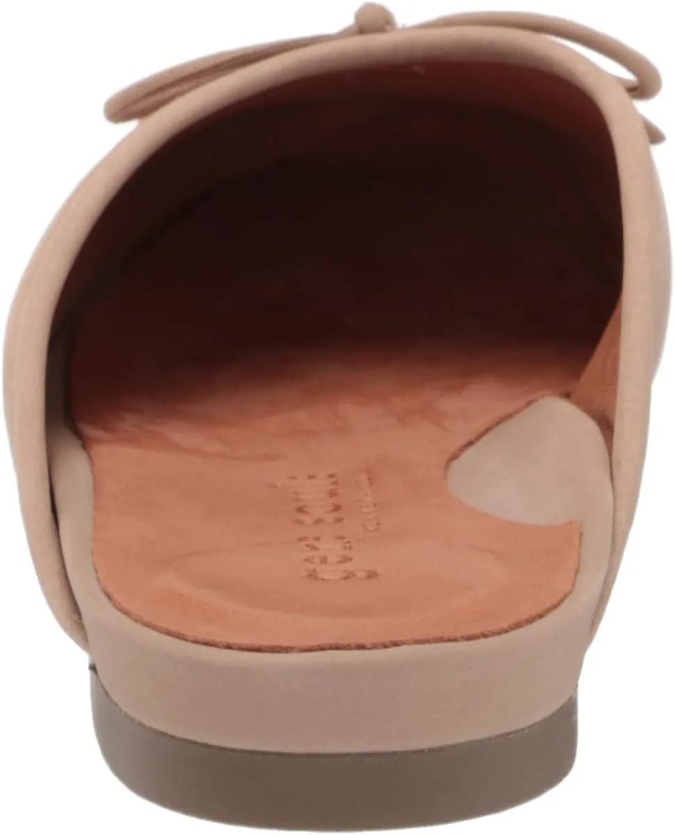Gentle Souls by Kenneth Cole Women's Eugene Bow Mule Slipper