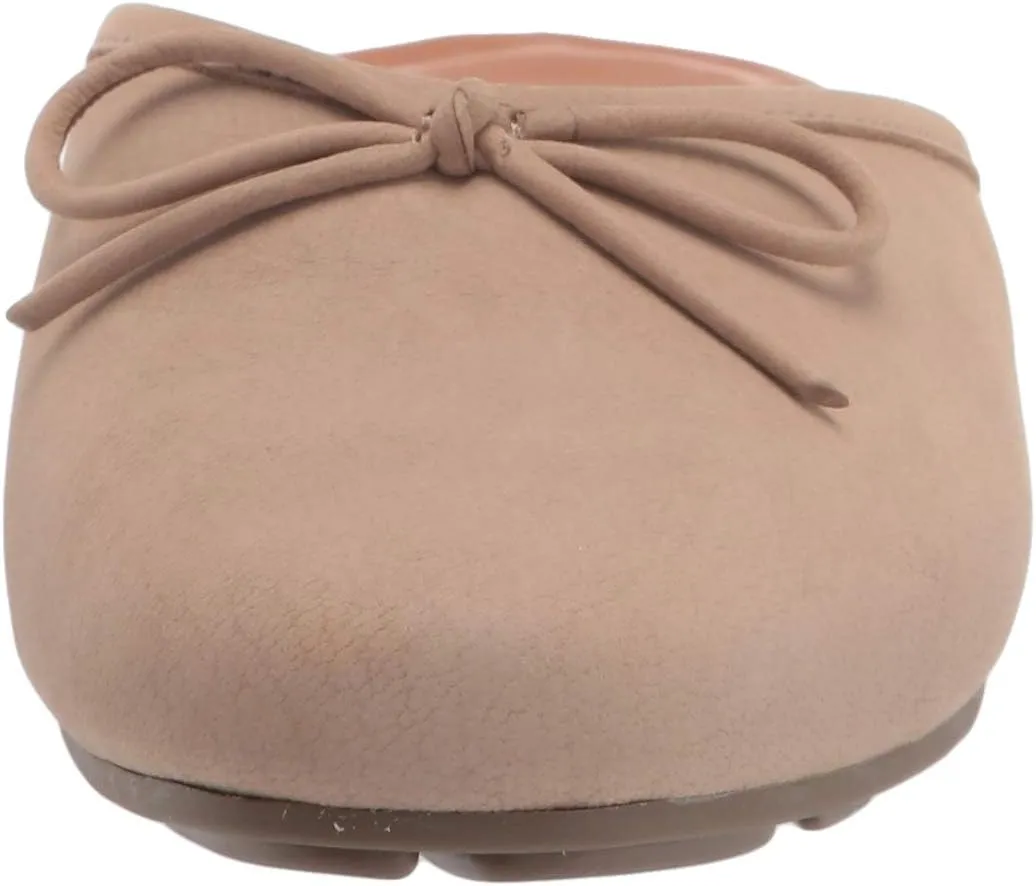 Gentle Souls by Kenneth Cole Women's Eugene Bow Mule Slipper