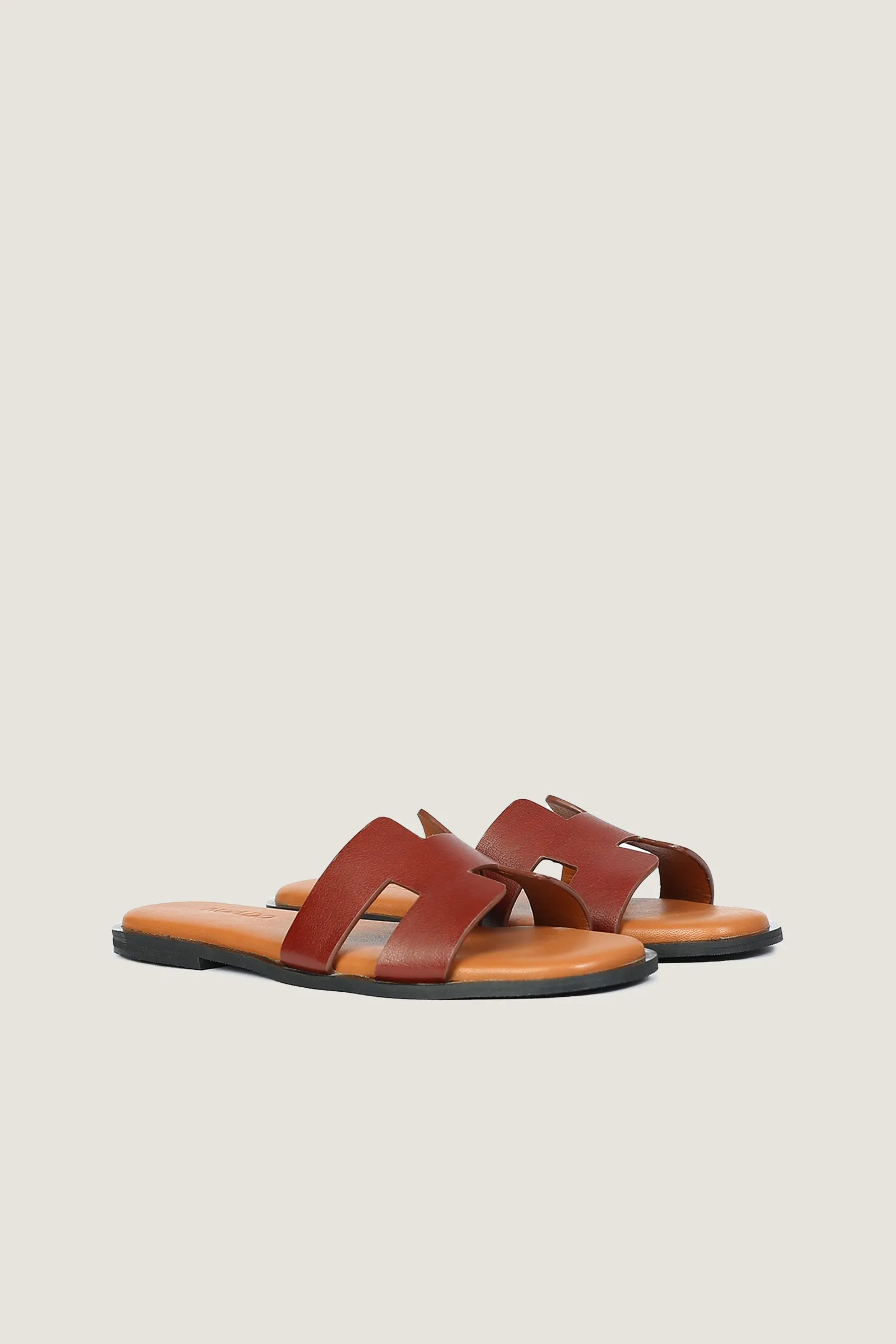 H Style Slipper