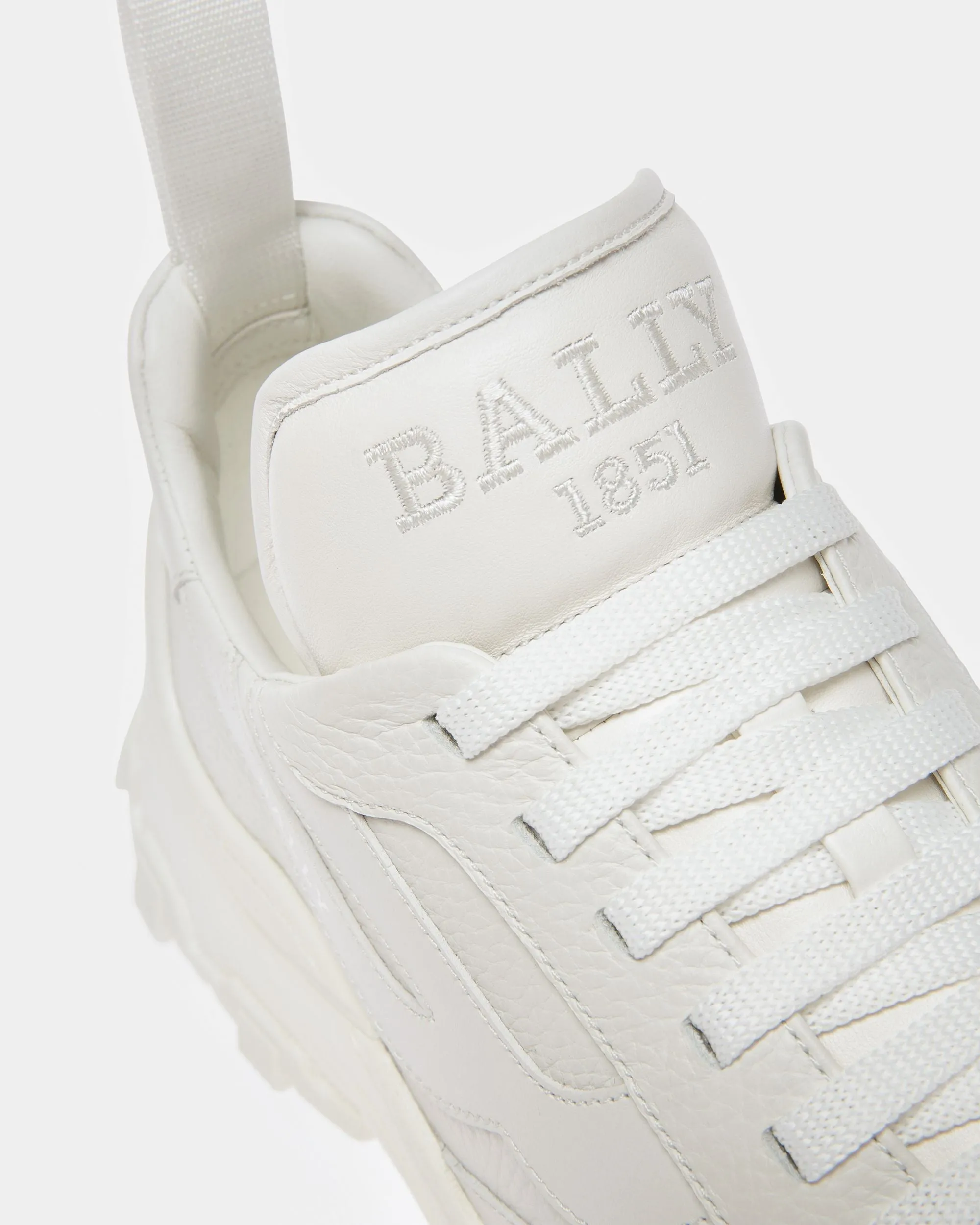 Holden Leather Sneakers In White