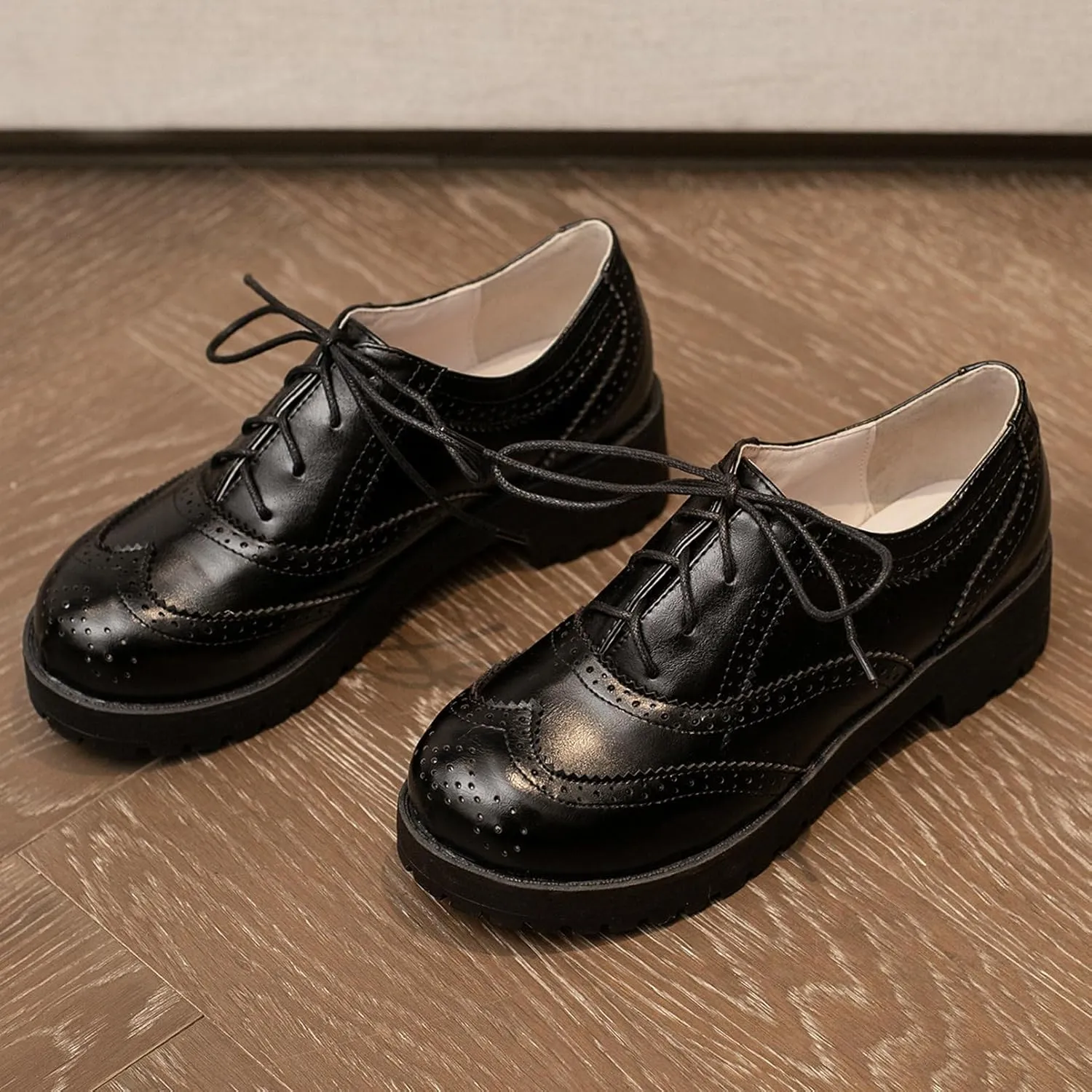 KysBloes Women Lace Up Platform Oxford Shoes Chunky Heel Wingtip Pumps Vintage Brogue Saddle Shoes