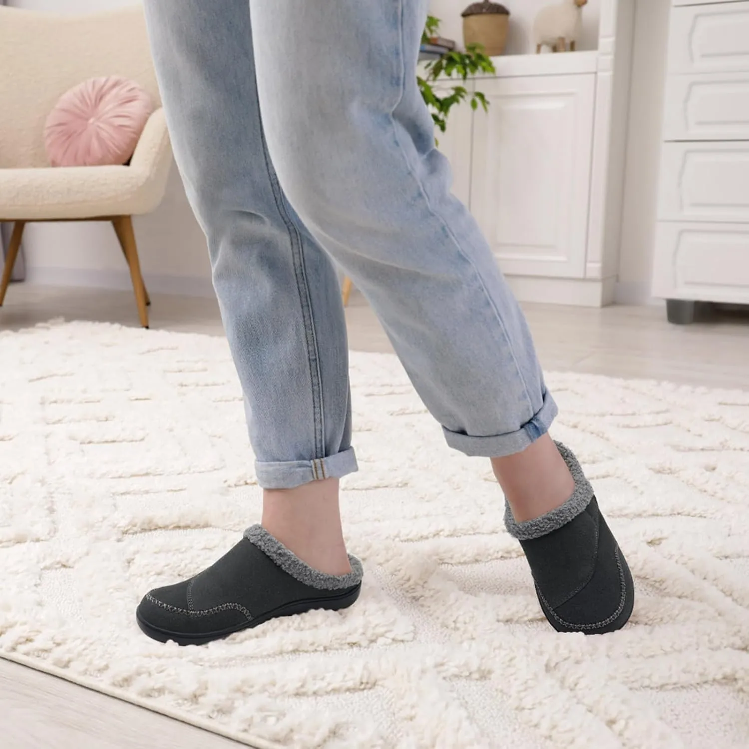LeIsfIt Womens Wide Slippers Adjustable Diabetic Slippers Memory Foam Swollen Arthritis Edema House Shoes Indoor Outdoor