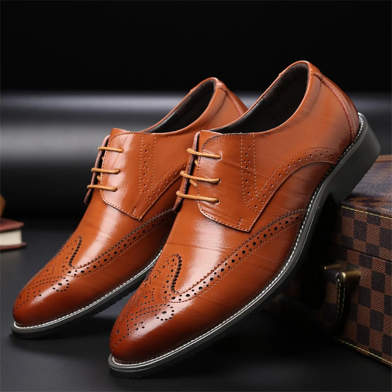 Men's Classic Leather Formal Business Oxford Wingtip Lace Up Retro Casual Dress Shoes for Men Comfortable