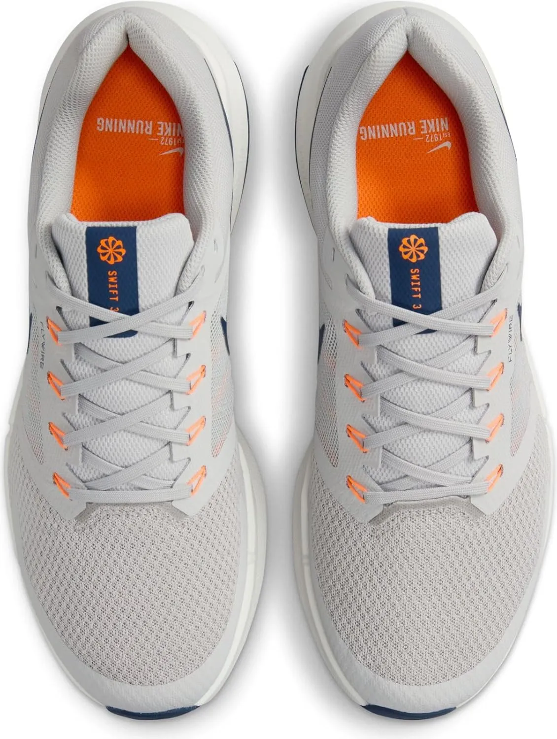 NIKE Men's Sneaker