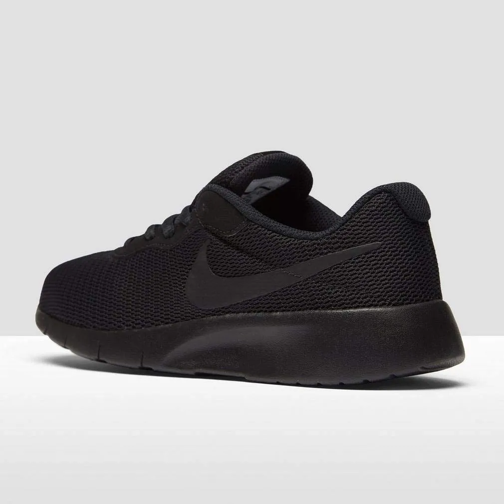 Nike Unisex Kid's Low Sneaker Big Shoe, Black, 38.5 EU