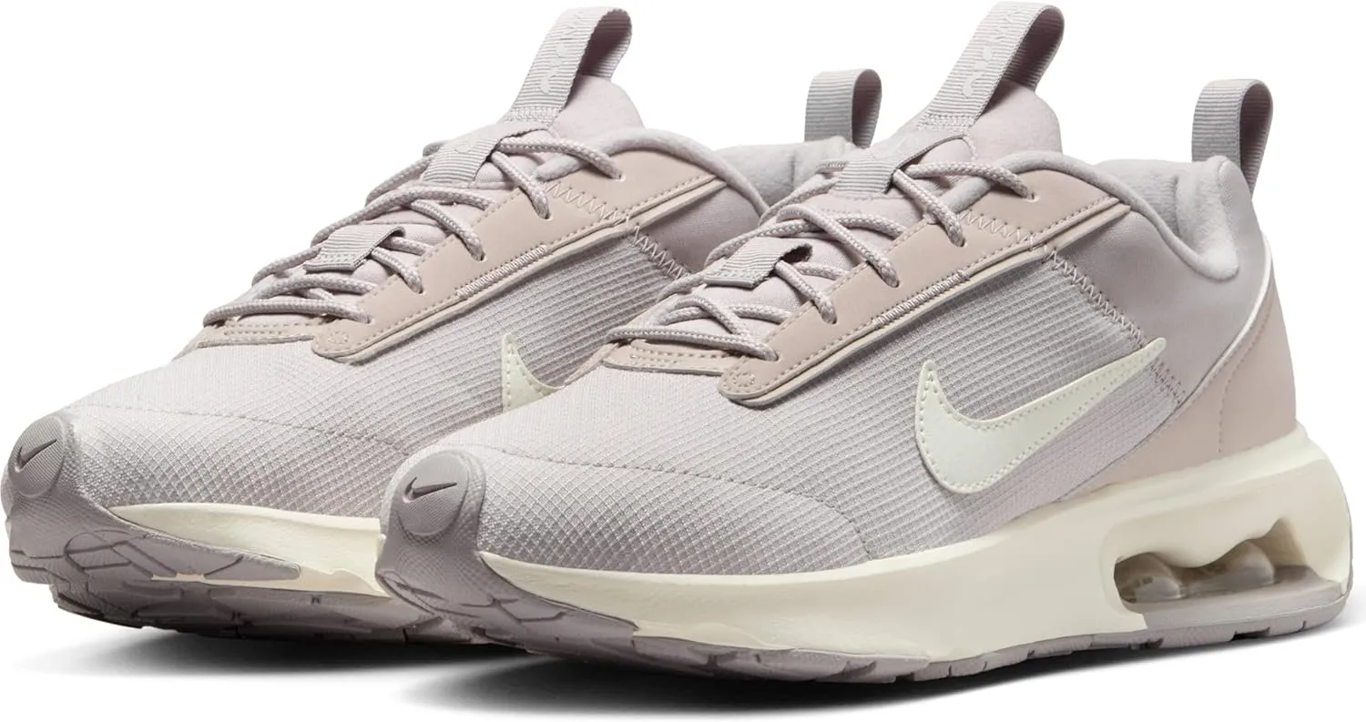 Nike Women's Sneaker