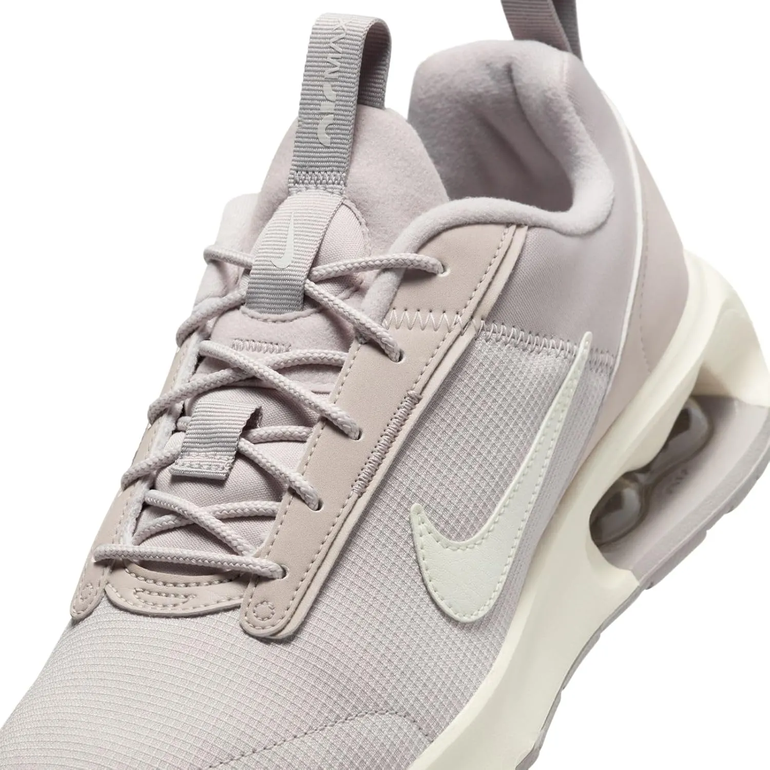 Nike Women's Sneaker