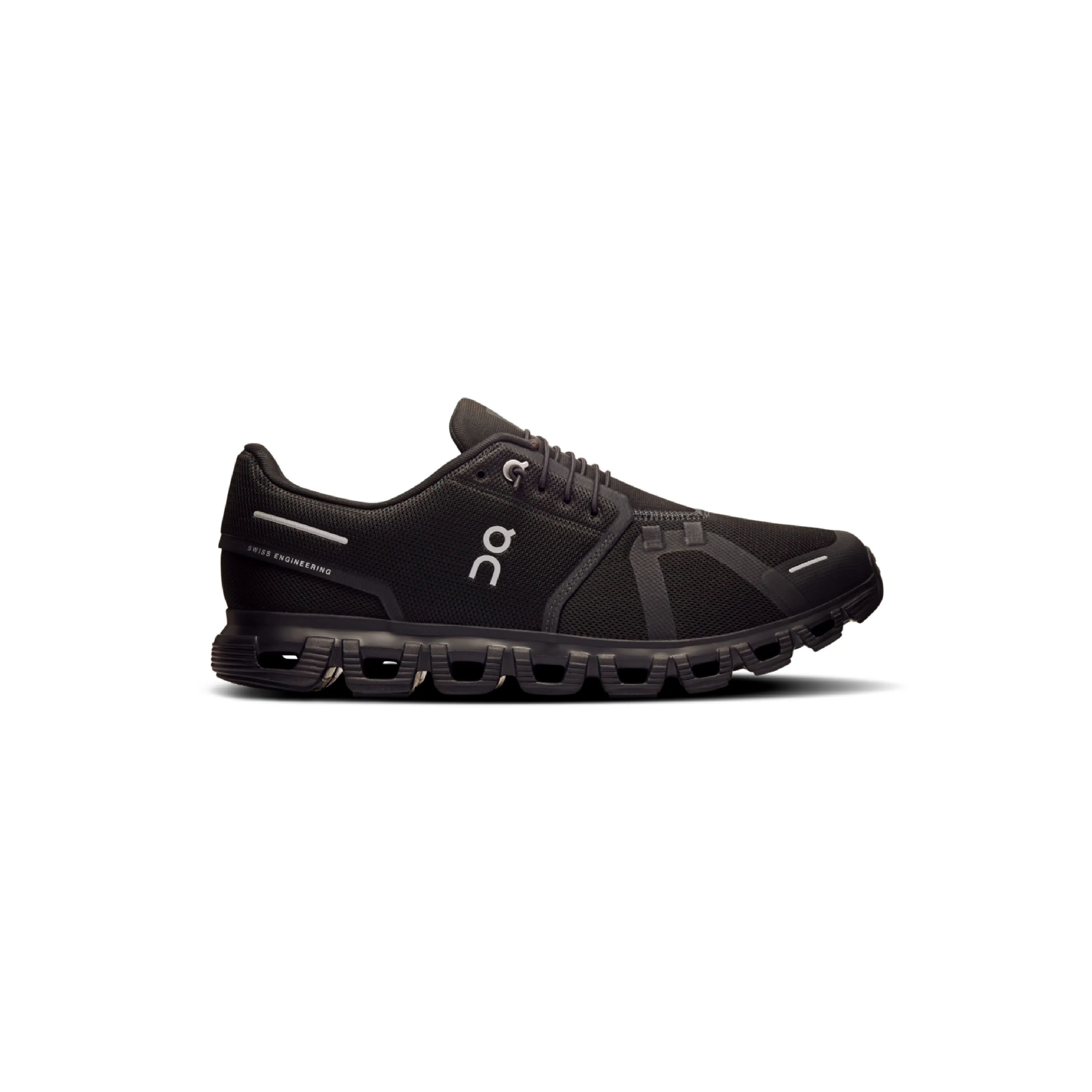 On Running Cloud 6 WMNS Black / Black
