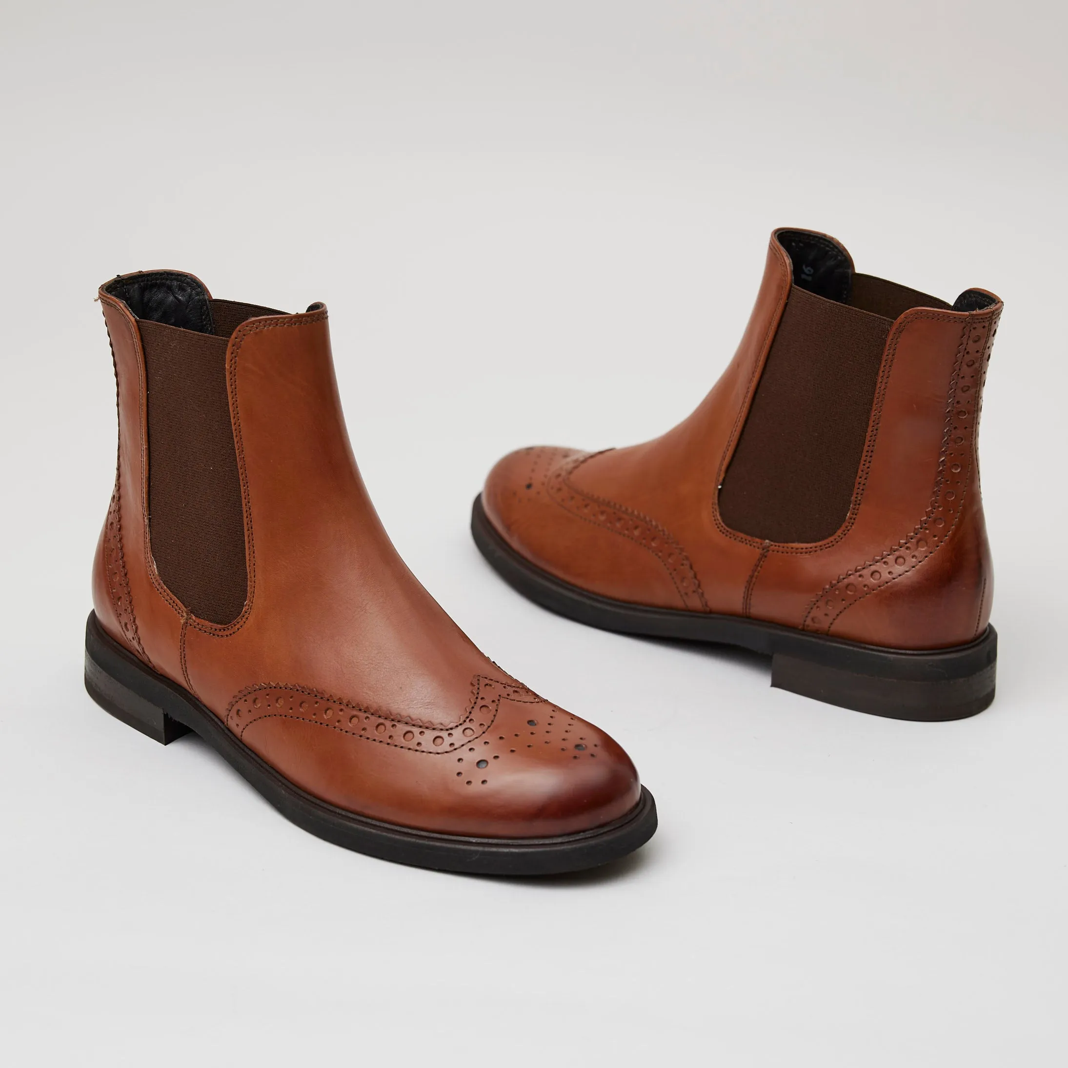 Paul Green Tan Leather Chelsea Boots
