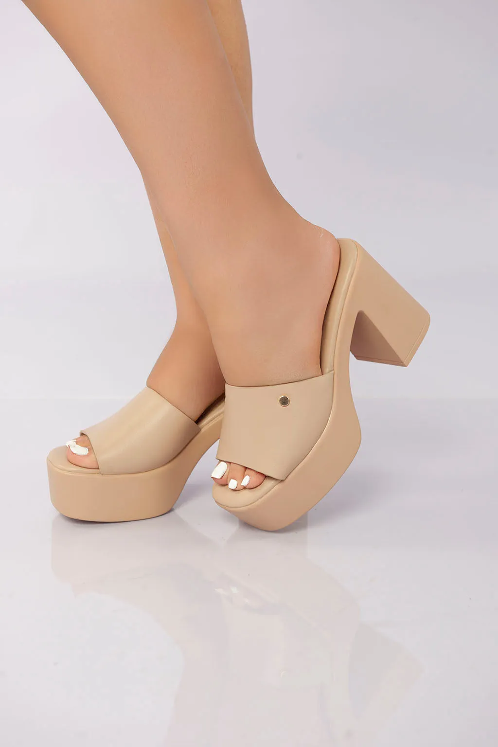 Platform Block Mule - Beige