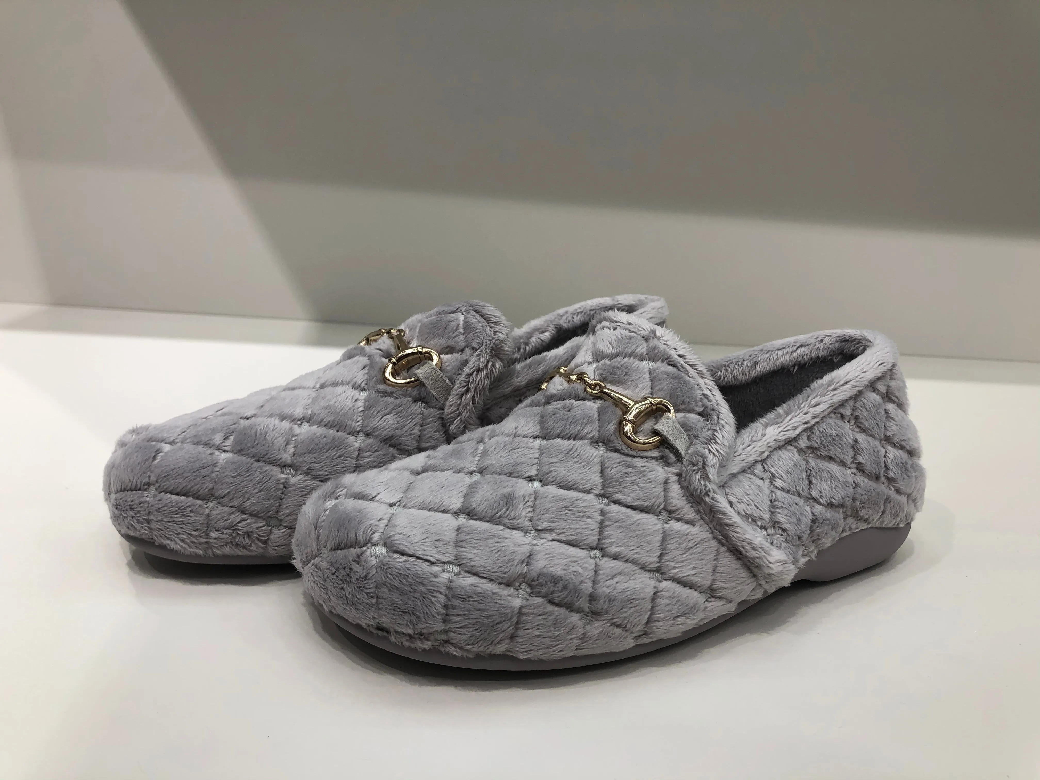 PLUSH ELITE PEARL GREY