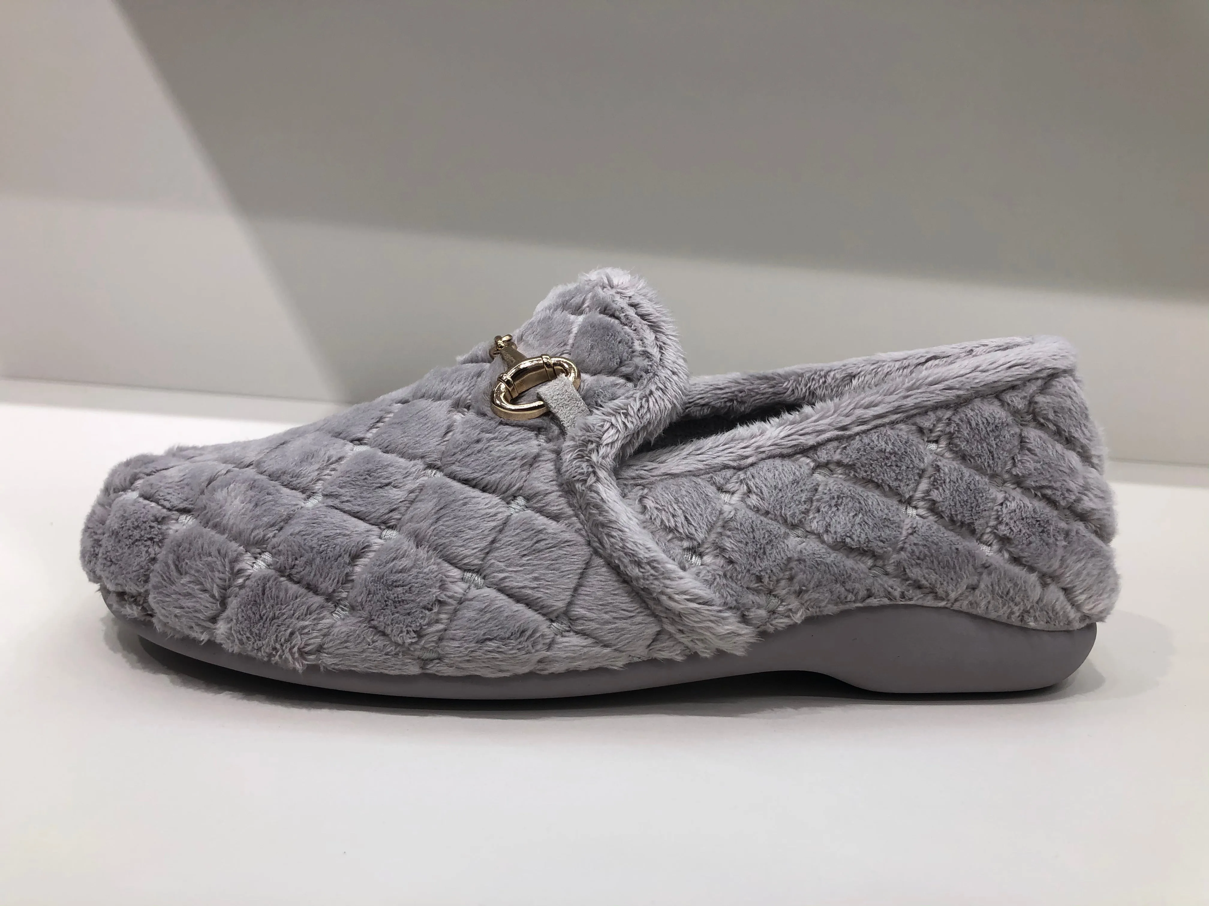 PLUSH ELITE PEARL GREY