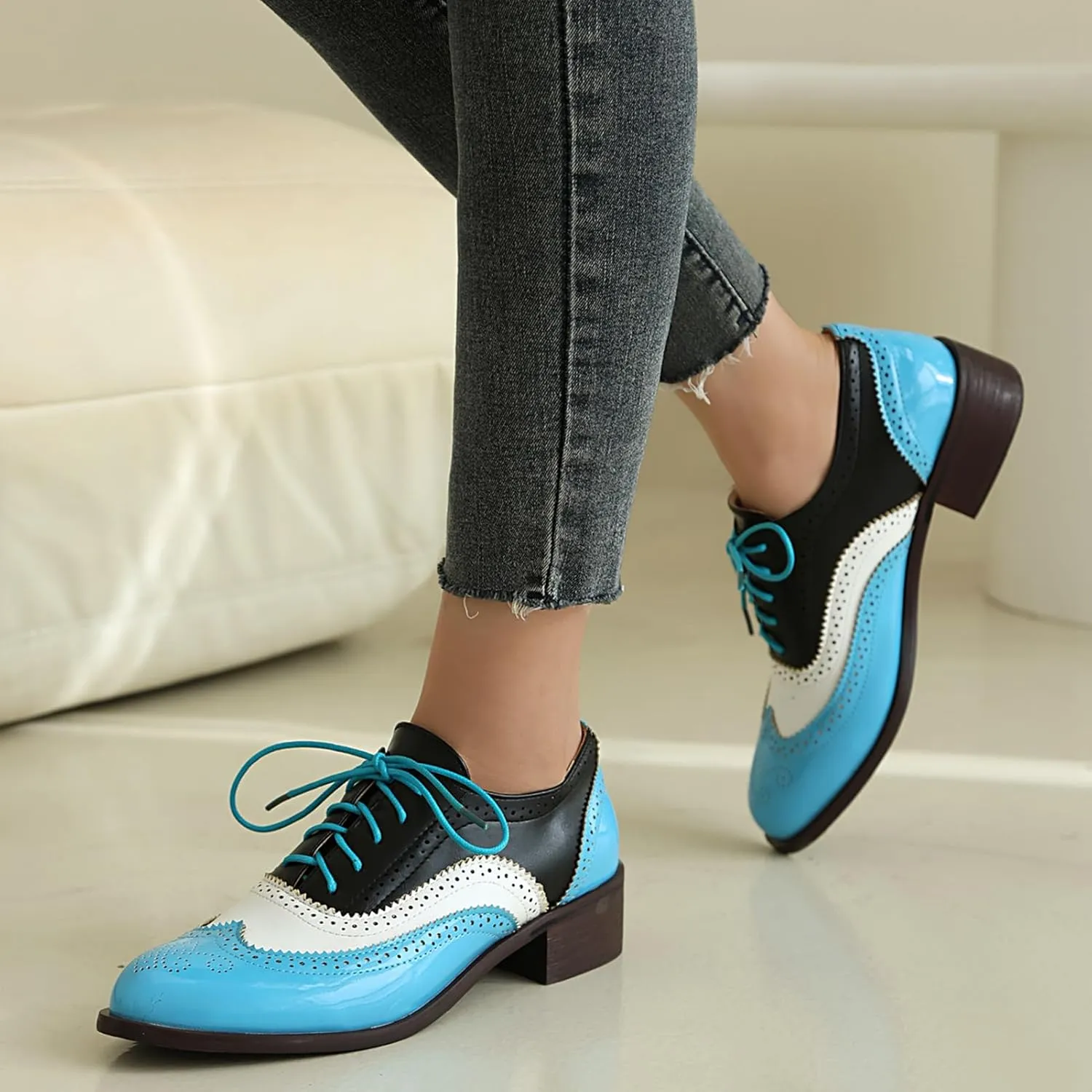 Scaoruki Leisure Oxford Shoes Women Two Tone Wingtip Brogue Shoes