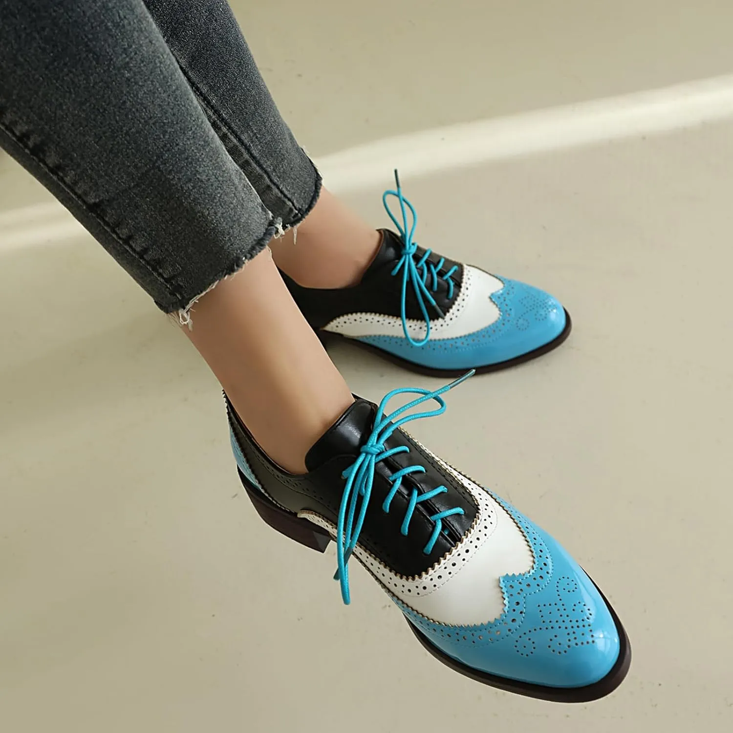 Scaoruki Leisure Oxford Shoes Women Two Tone Wingtip Brogue Shoes