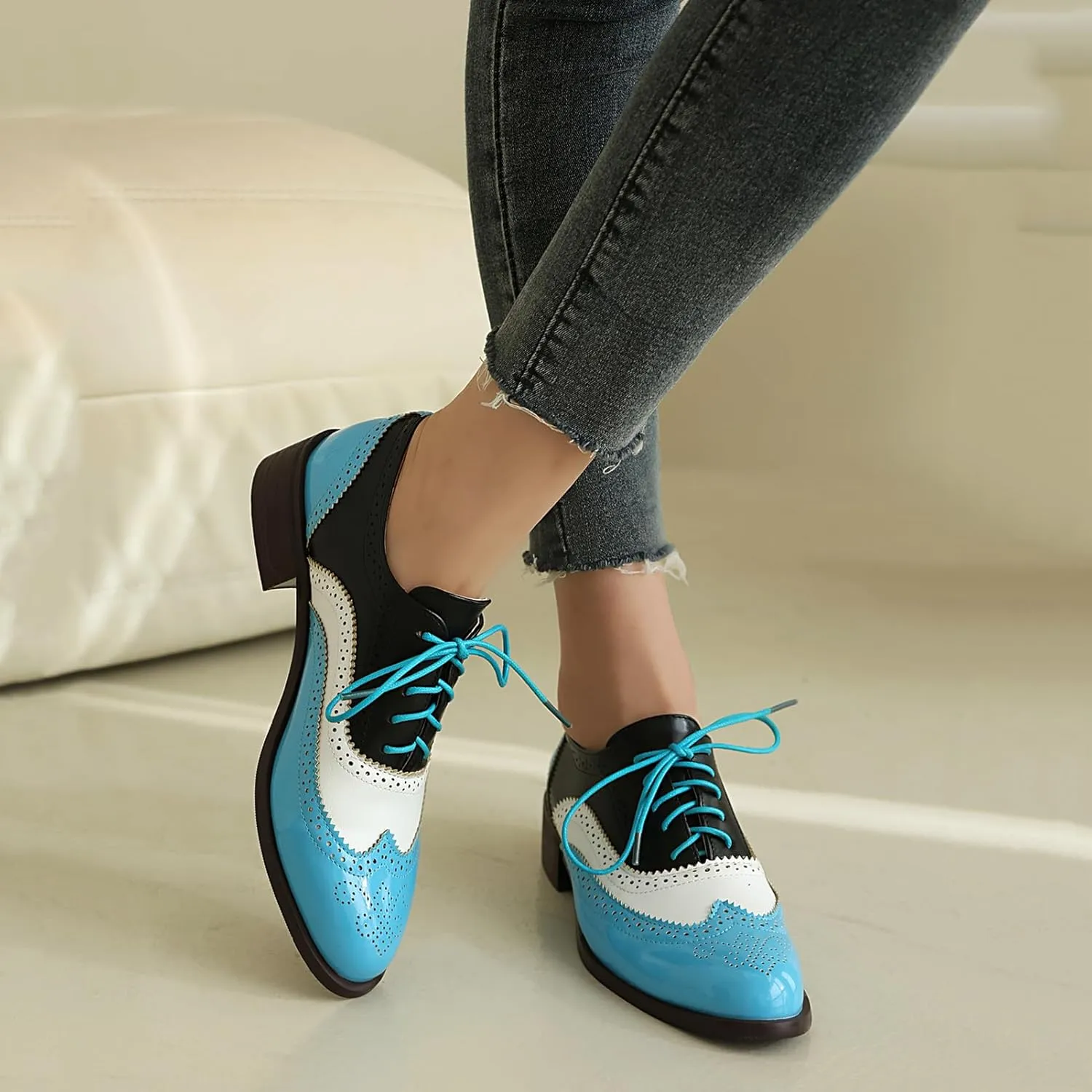 Scaoruki Leisure Oxford Shoes Women Two Tone Wingtip Brogue Shoes