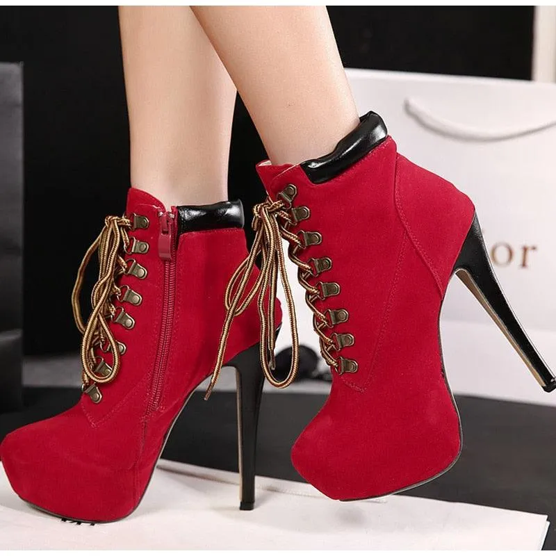 TAKE A HIKE BOOTIE