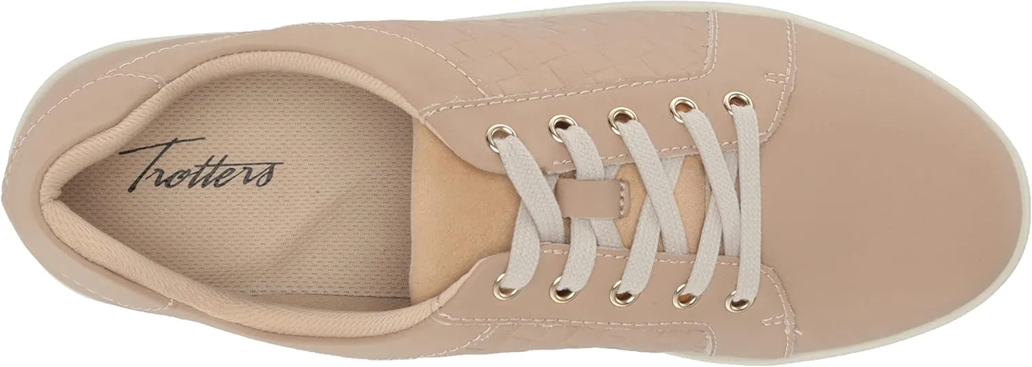 Trotters Women's Adore Sneaker