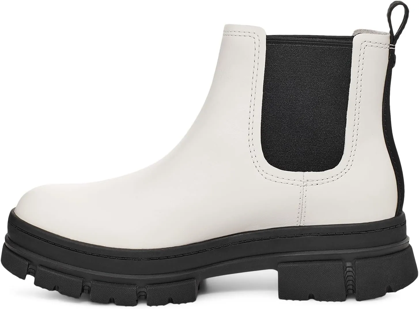 UGG Women's Ashton Chelsea Boot