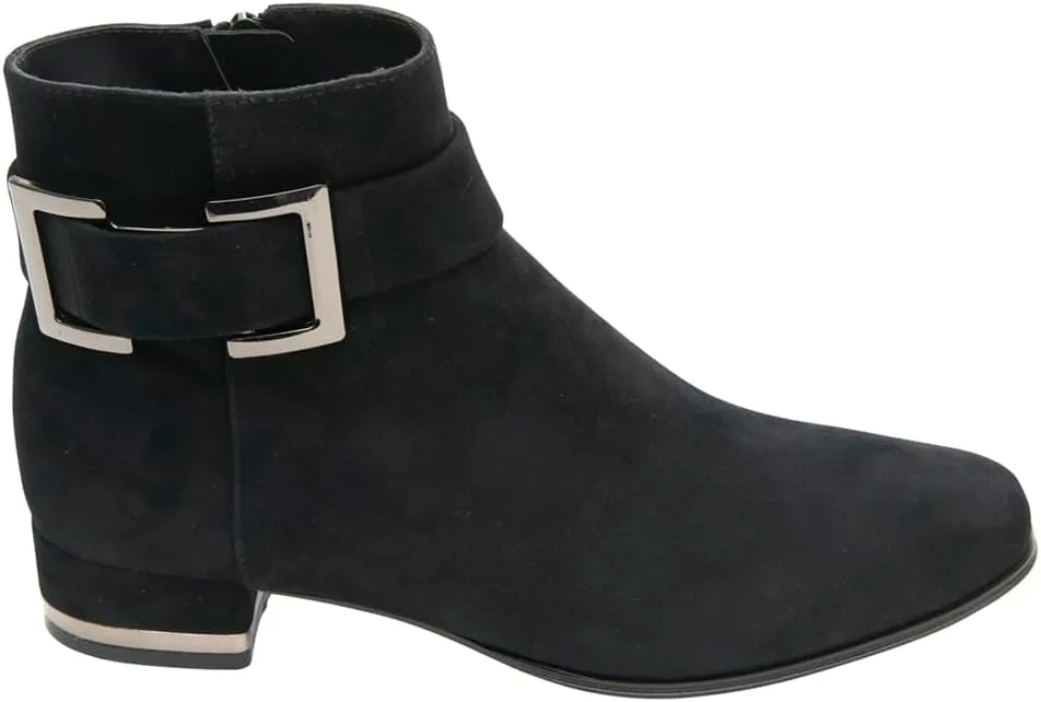 VANELi Womens Avenel Chelsea Casual Boots Ankle Low Heel 1-2" - Black