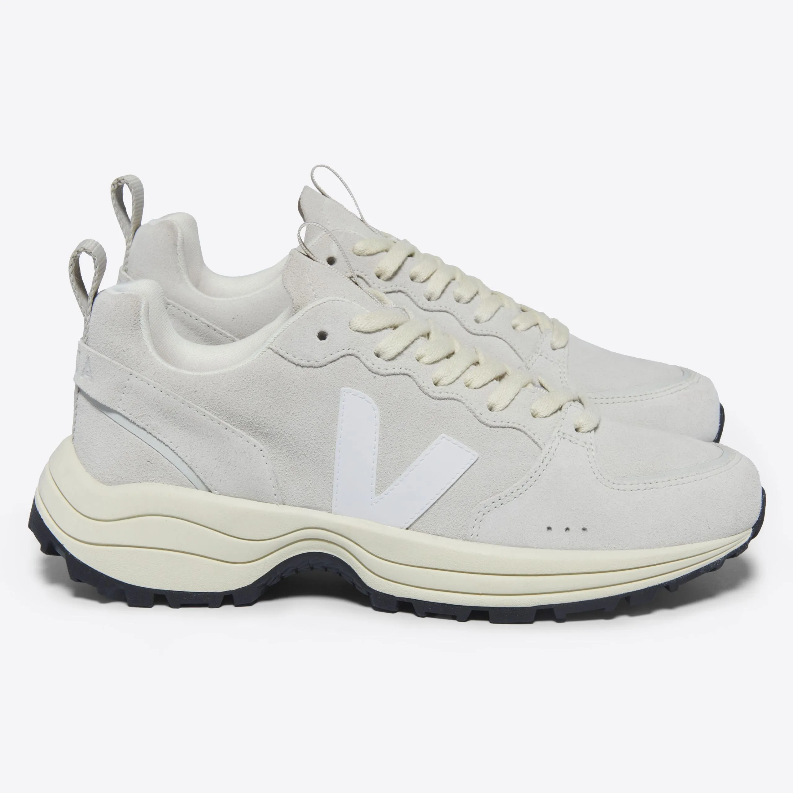 VEJA Sneaker "VENTURI SUEDE"