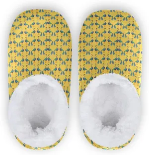 Winter House Slippers for Women/Men with Seamless Clover Element Cozy Fleece Slippers