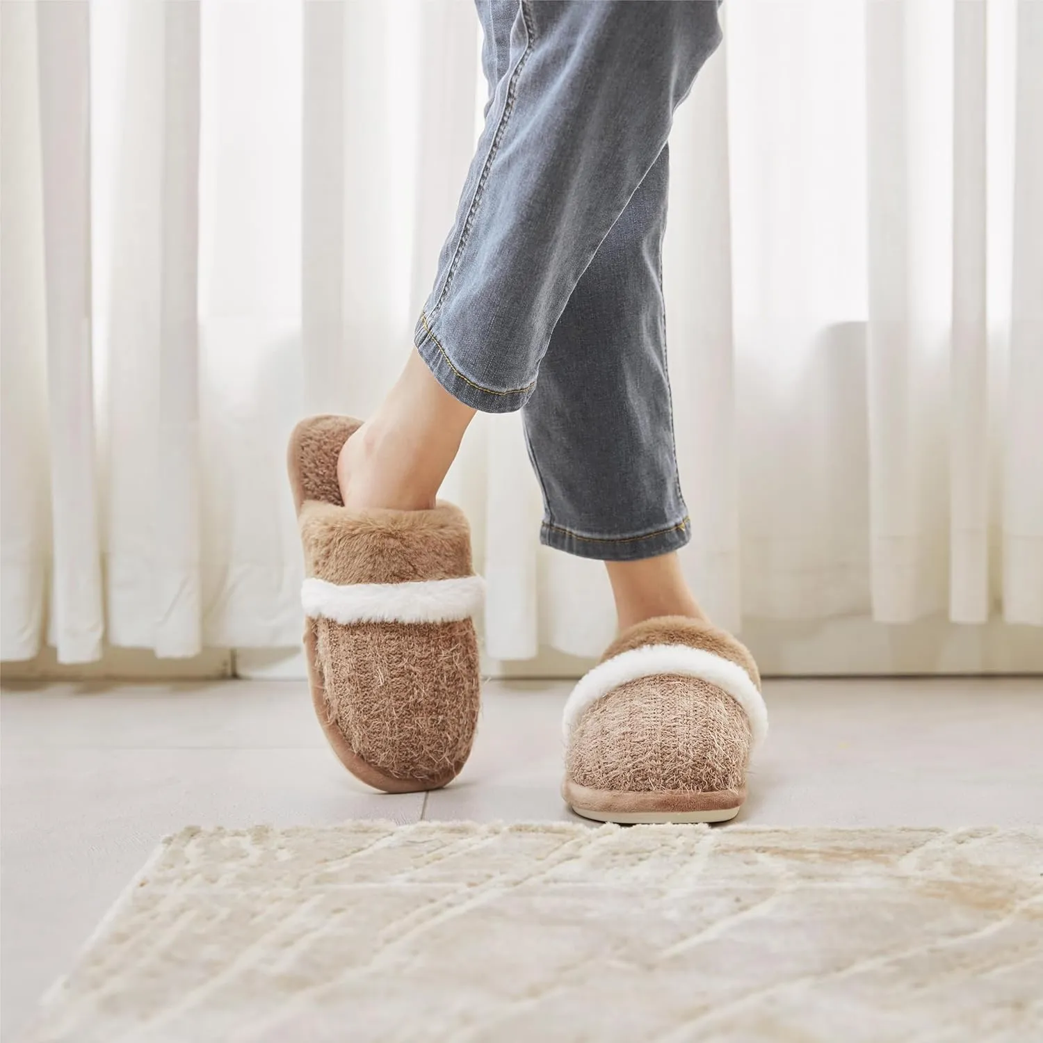 Women's Fuzzy Memory Foam Slippers Warm Gifts Trendy House Slippers Anti-Skid Rubber House Shoes for Women Mom Girlfriend Indoor Outdoor