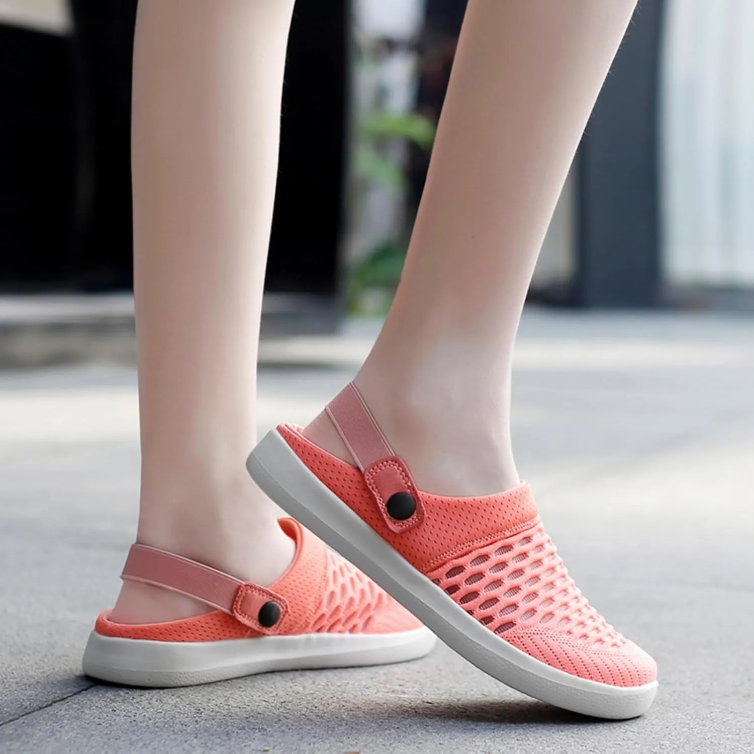 Women's Walking Shoes Knitted Breathable Clogs Lightweight Slip-On Mules Non-Slip Quick Drying Sandals Comfortable Garden Clogs Pool Water Shoe Hiking House Traveling Shoes Casual Beach Slippers