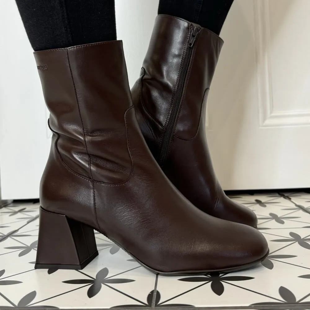 Wonders H-6212 Mandy Testa Brown