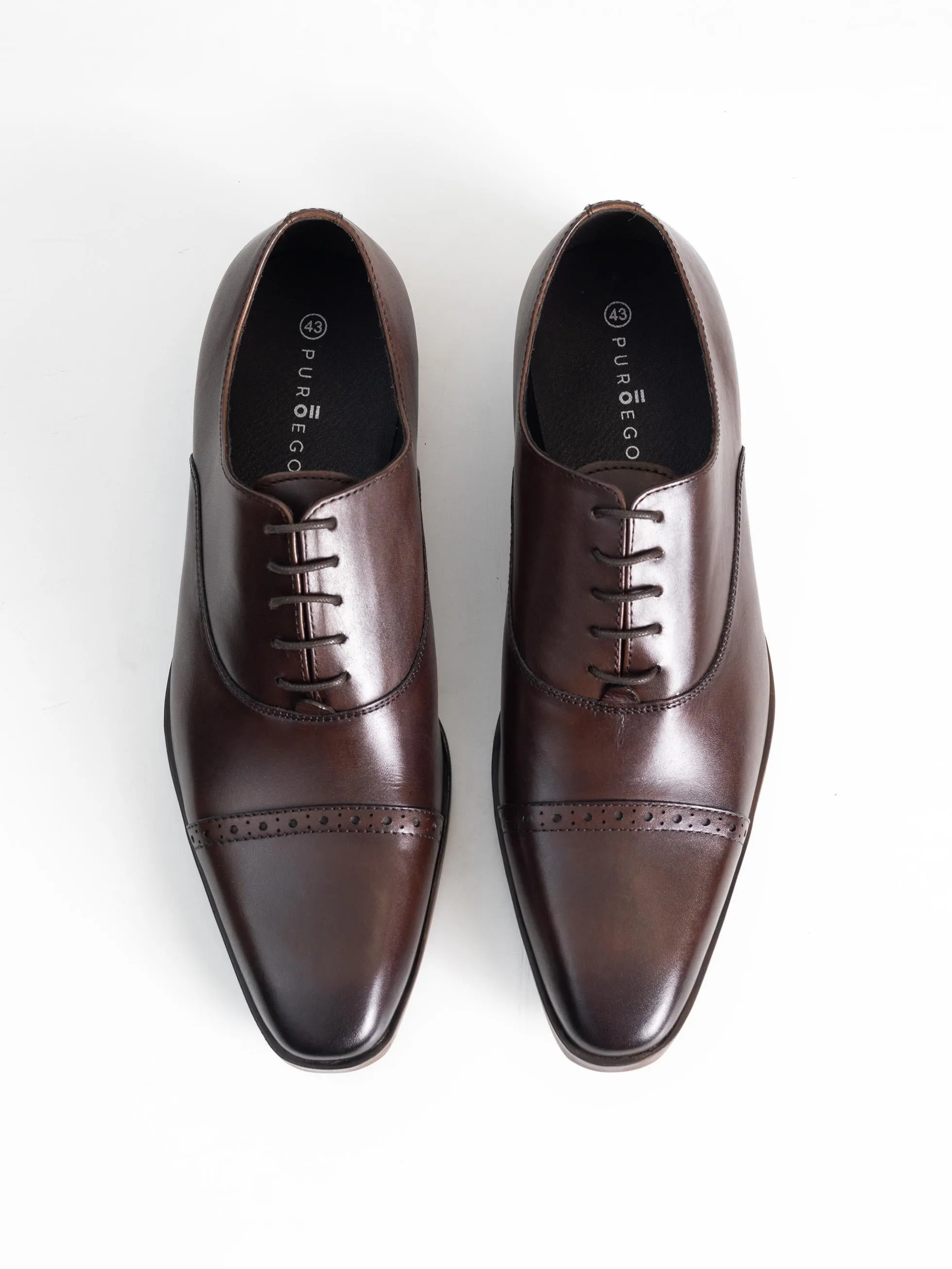ZAPATO OXFORD QUARTER BROGUE MARRÓN OSCURO
