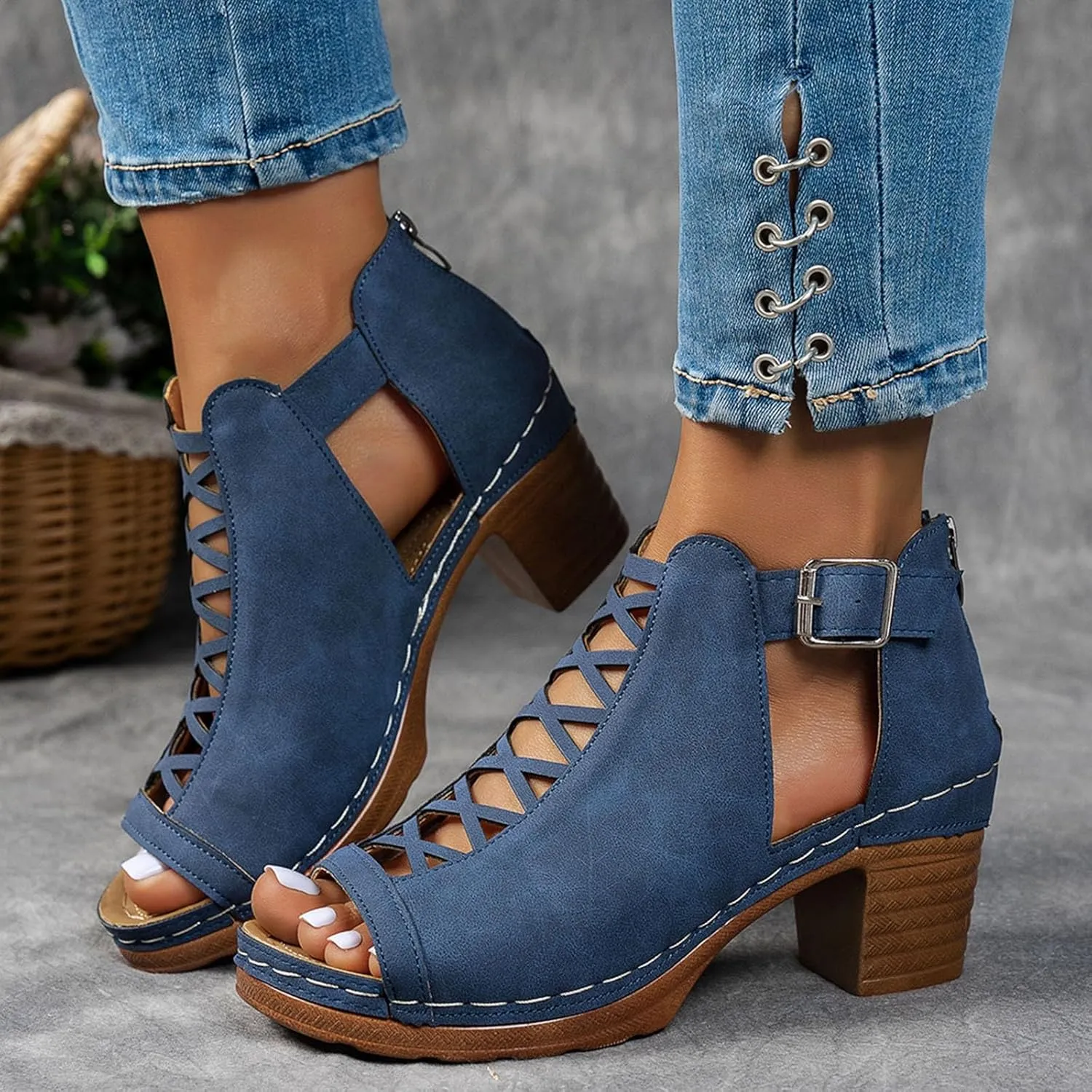 ZSpzx Block Heels Sandals for Women 2025 Peep Toe Lace Up Sandal Adjustable Strappy Chunky Heel Slingback Hollow Out Comfortable Cushion Footbed Recovery Orthopedic Casual Shoes for Outdoor Indoor